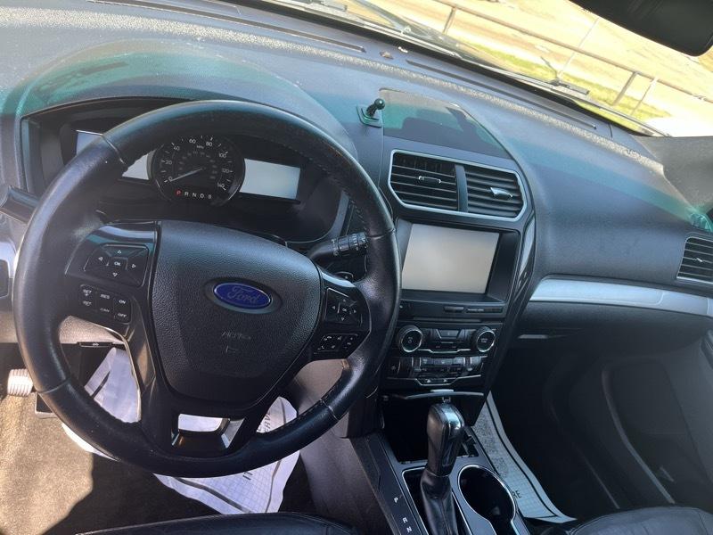 Ford Explorer XLT FWD 2016