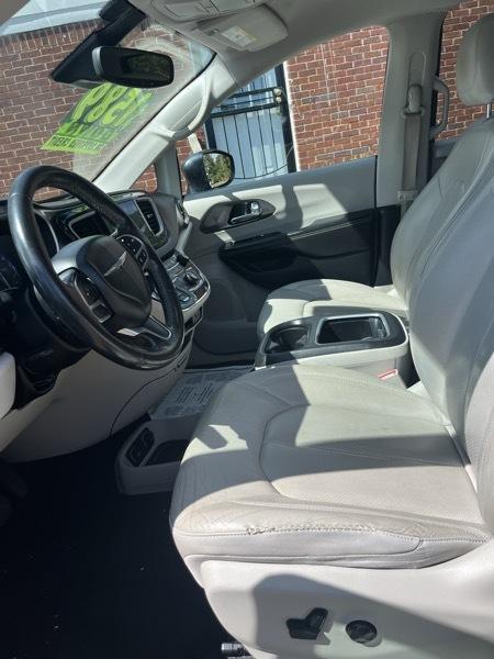 Chrysler Pacifica Touring-L Plus 2020
