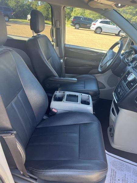 Chrysler Town & Country Touring 2016