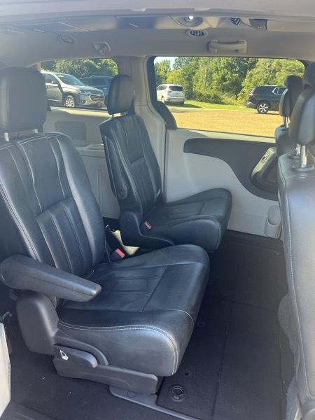 Chrysler Town & Country Touring 2016