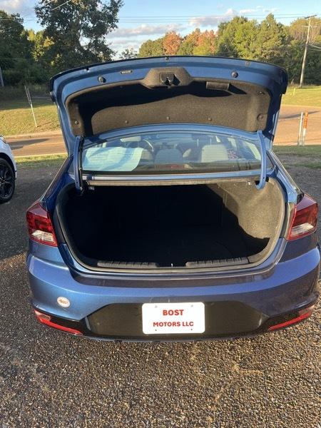 Hyundai Elantra Limited 2019