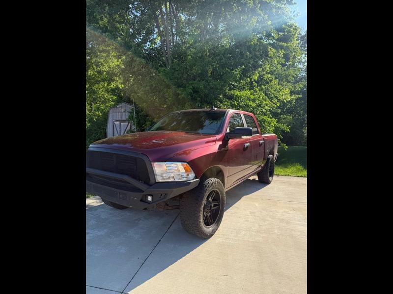 2016 RAM 1500 SLT Crew Cab SWB 4WD