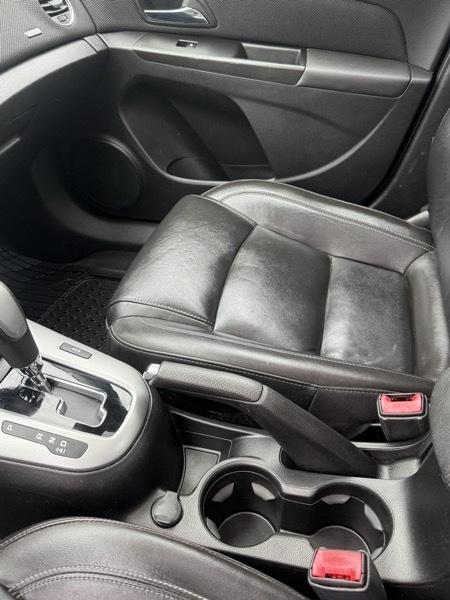 Chevrolet Cruze 2LT Auto 2013