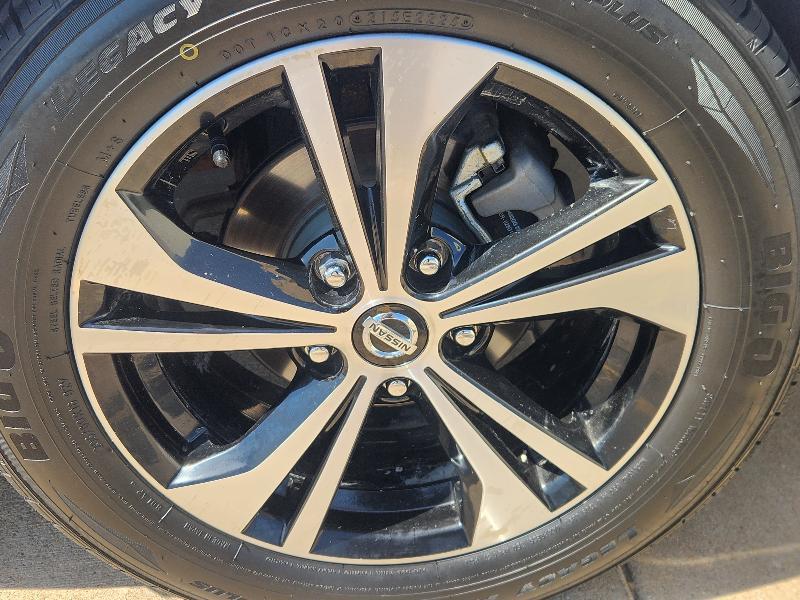 Nissan Sentra SV 2023