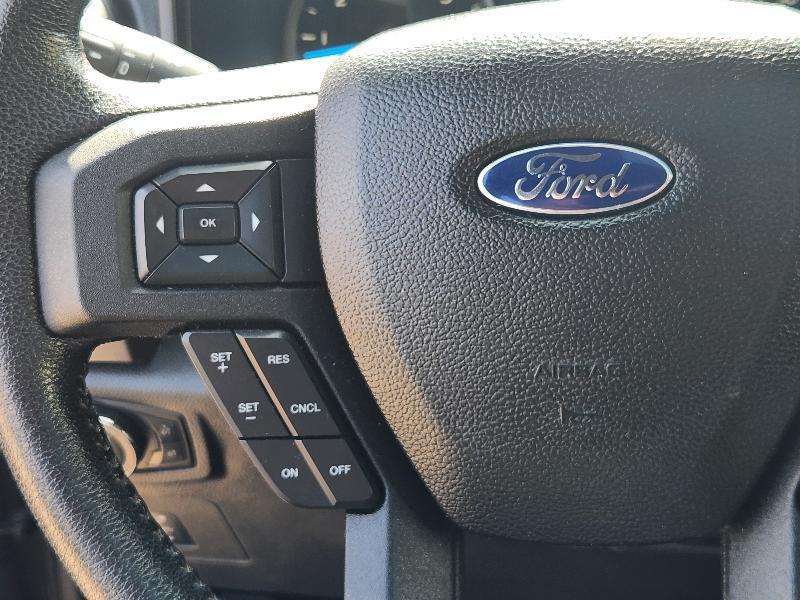 Ford F-150 FX4 SuperCrew 5.5-ft. Bed 4WD 2015