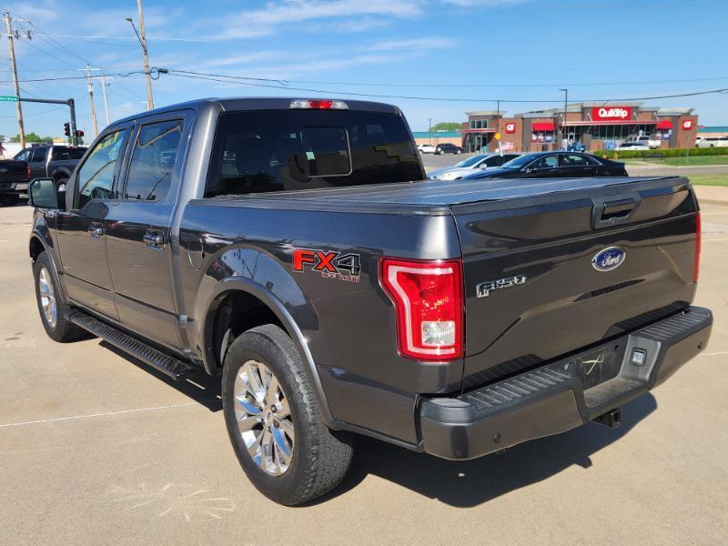 Ford F-150 XLT SuperCrew Short Bed 4WD 2015