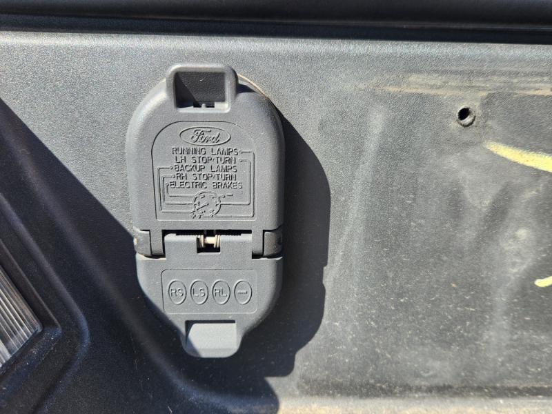 Ford F-150 XLT SuperCrew Short Bed 4WD 2015