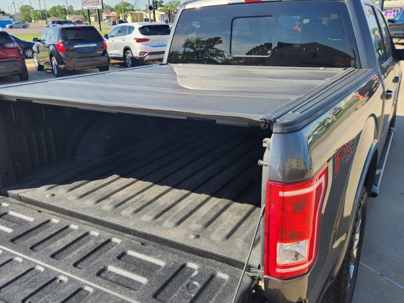 Ford F-150 XLT SuperCrew Short Bed 4WD 2015