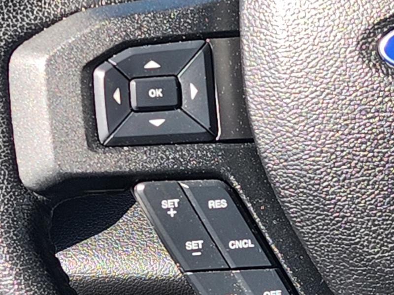 Ford F-150 XLT SuperCrew Short Bed 4WD 2015