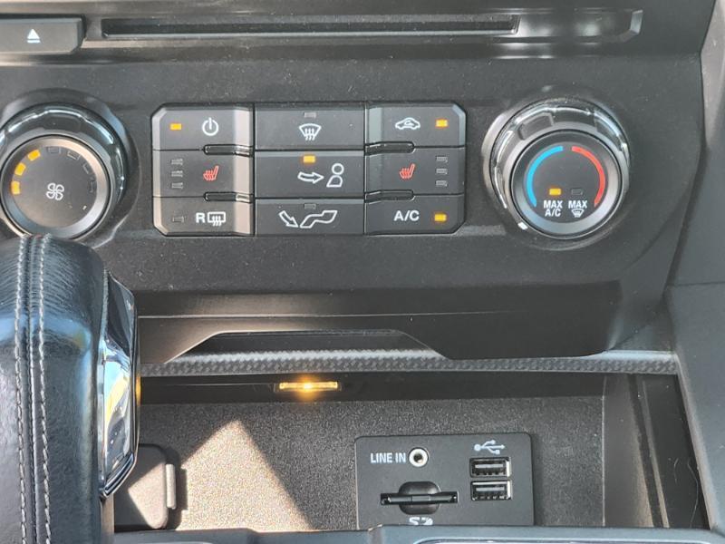 Ford F-150 XLT SuperCrew Short Bed 4WD 2015