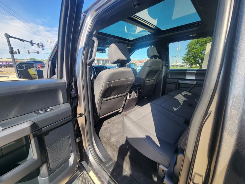 Ford F-150 XLT SuperCrew Short Bed 4WD 2015