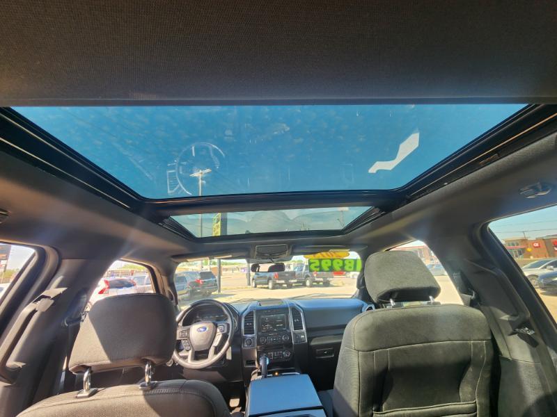 Ford F-150 XLT SuperCrew Short Bed 4WD 2015