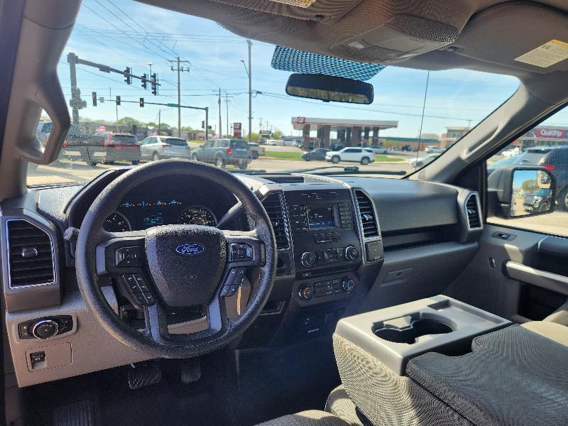 Ford F-150 XLT SuperCrew 2WD 2017