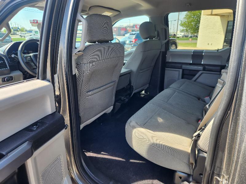 Ford F-150 XLT SuperCrew 2WD 2017