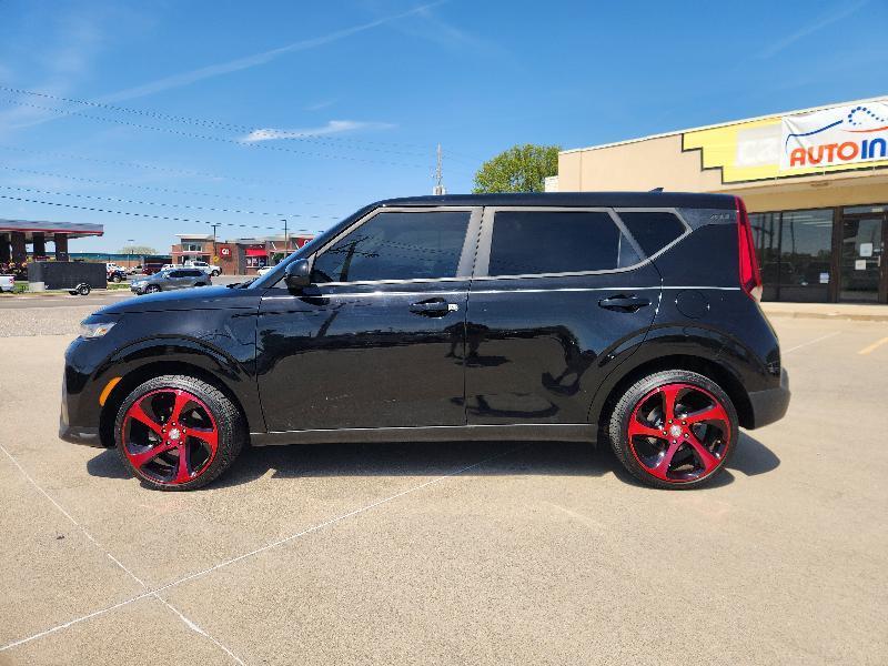 Kia Soul LX 2021