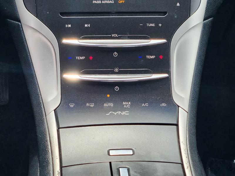 Lincoln MKZ 4D Sedan AWD 2015