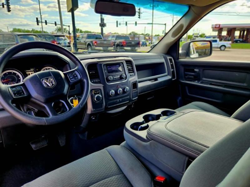 RAM 1500 Classic Tradesman Quad Cab 2WD 2019