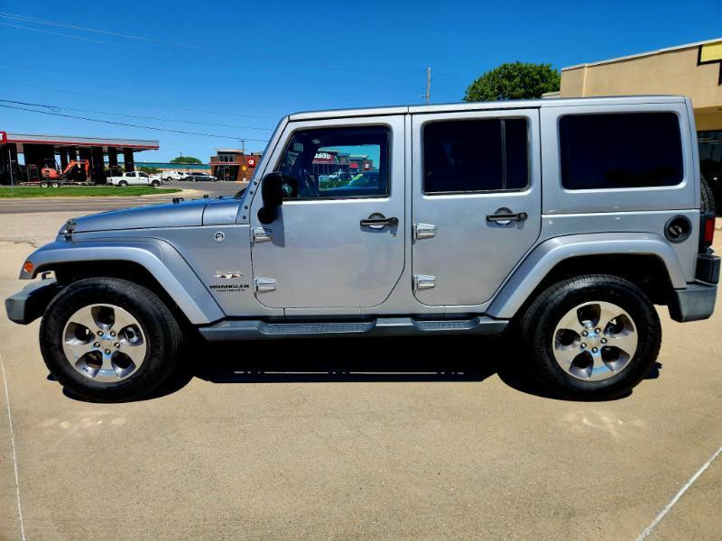 Jeep Wrangler Unlimited Sahara 4WD 2017