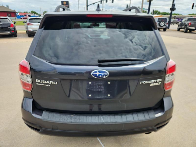 Subaru Forester 2.5i Limited 2016
