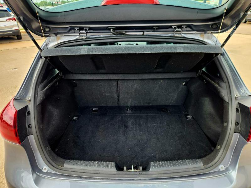 Kia Forte 5-Door  2017