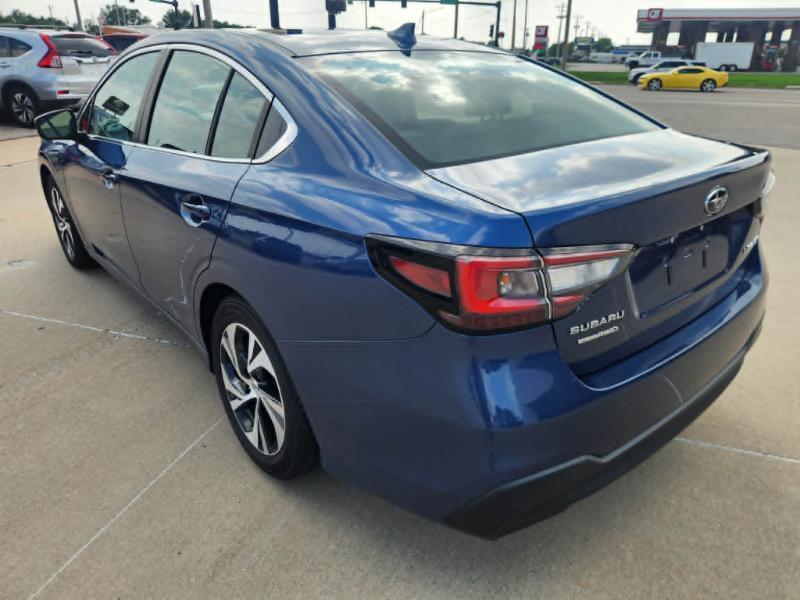 Subaru Legacy Premium 2022