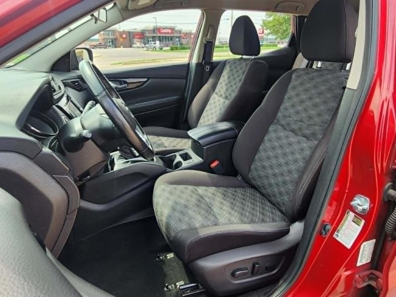 Nissan Rogue Sport S AWD 2017