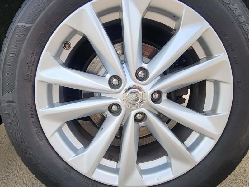 Nissan Rogue Sport S AWD 2017