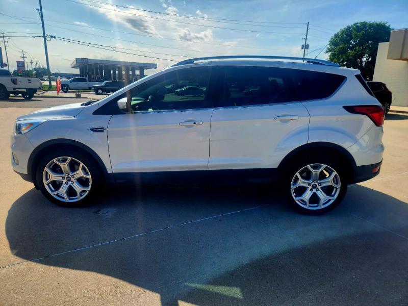 Ford Escape Titanium 4WD 2019