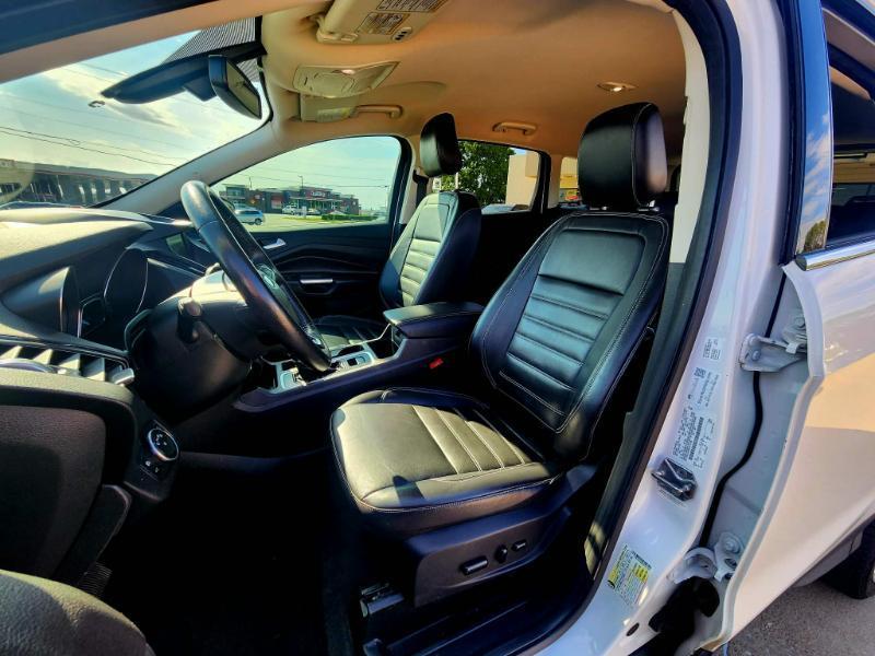 Ford Escape Titanium 4WD 2019