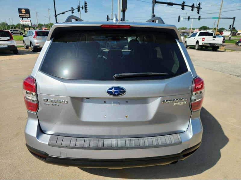Subaru Forester 2.5i Limited 4D SUV 2016