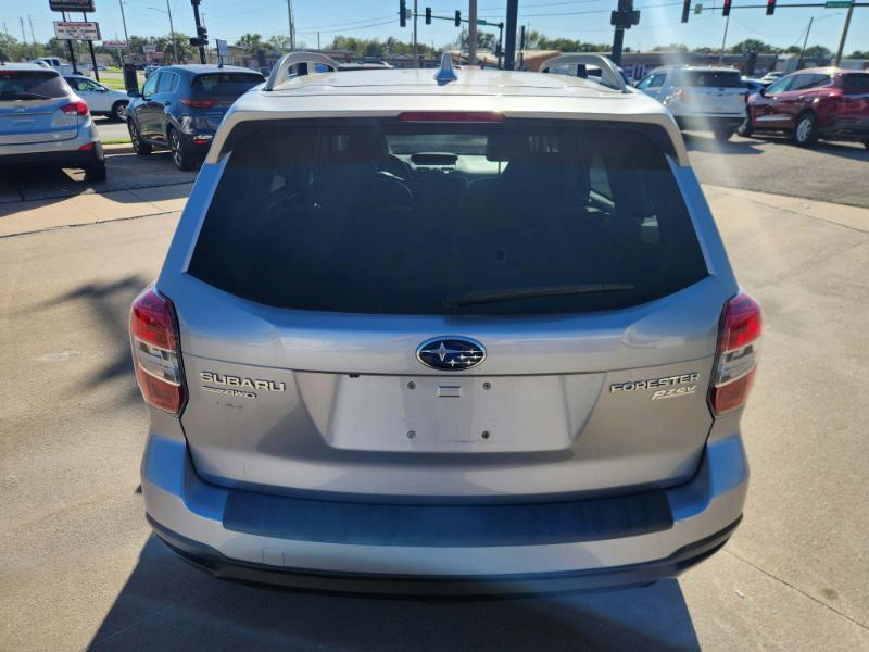 Subaru Forester 2.5i Limited 4D SUV 2016