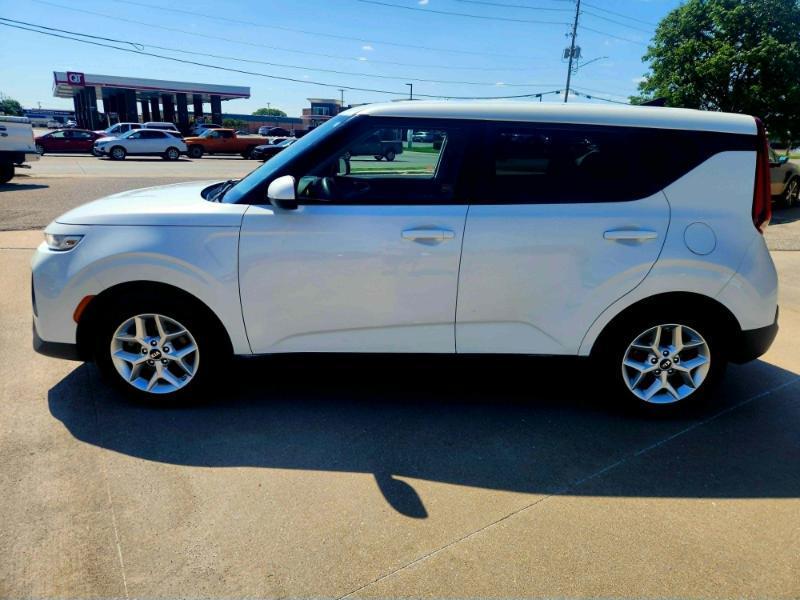 Kia Soul LX 2020