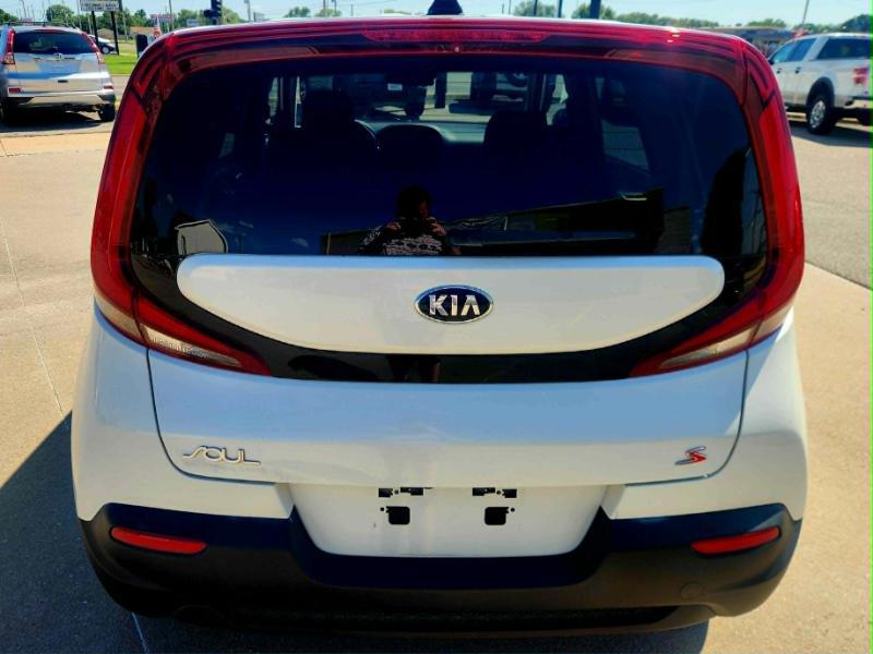 Kia Soul LX 2020