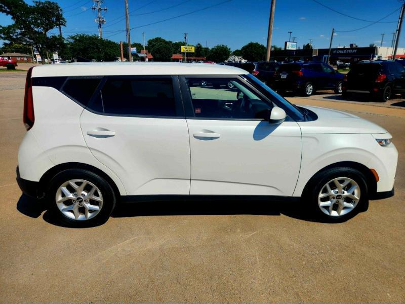 Kia Soul LX 2020