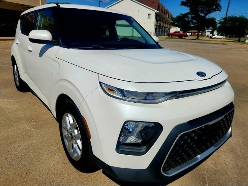 Kia Soul LX 2020