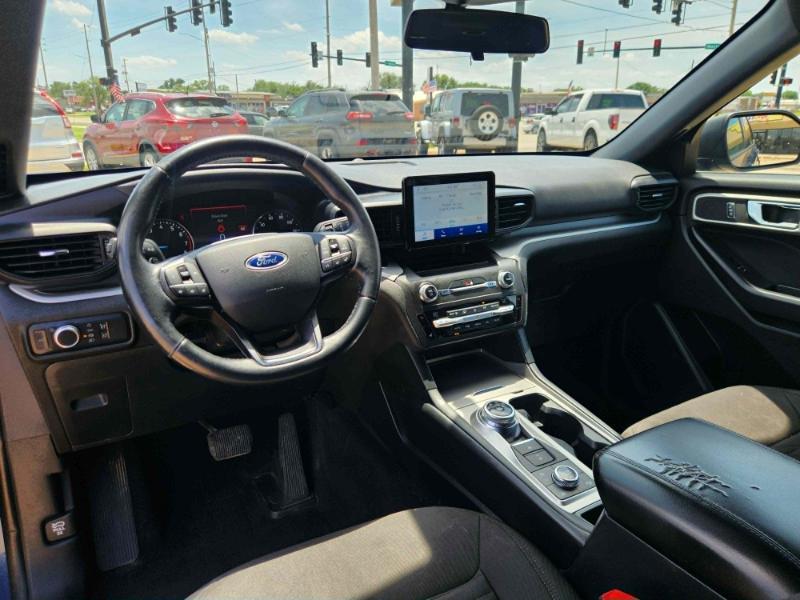 Ford Explorer XLT AWD 2020