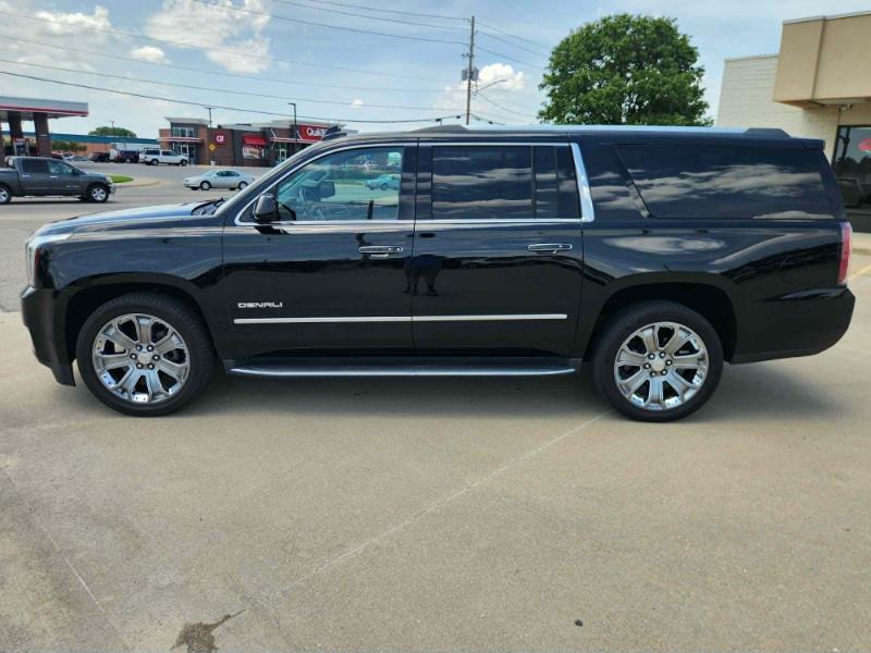 GMC Yukon XL Denali 4WD 2016