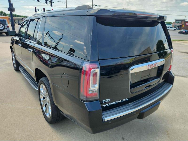 GMC Yukon XL Denali 4WD 2016
