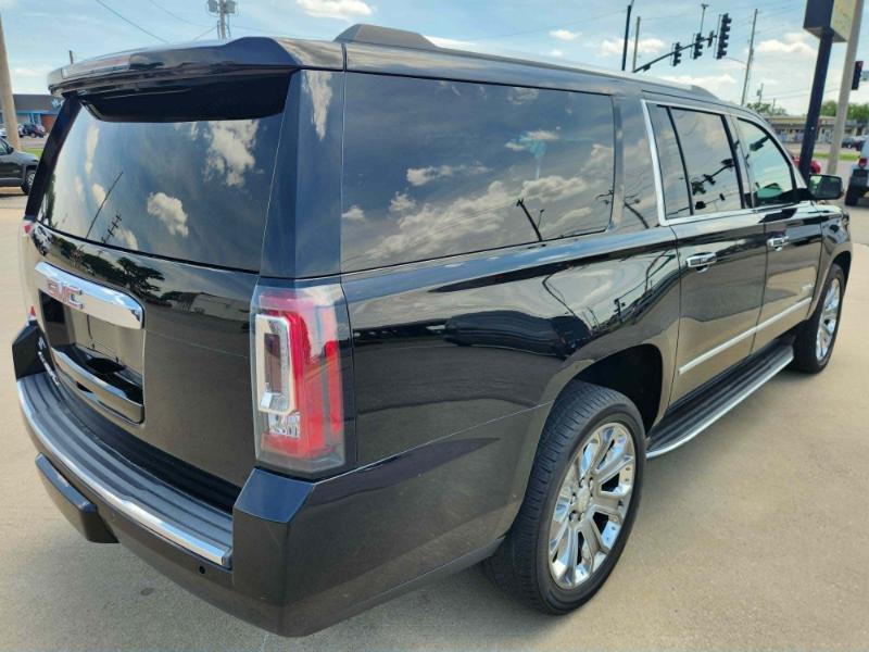 GMC Yukon XL Denali 4WD 2016