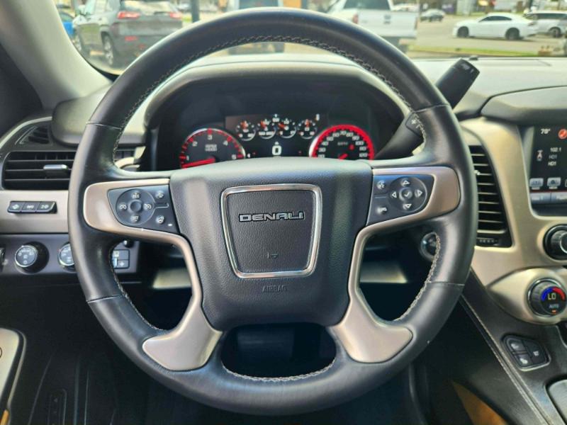 GMC Yukon XL Denali 4WD 2016