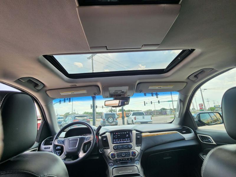GMC Yukon XL Denali 4WD 2016