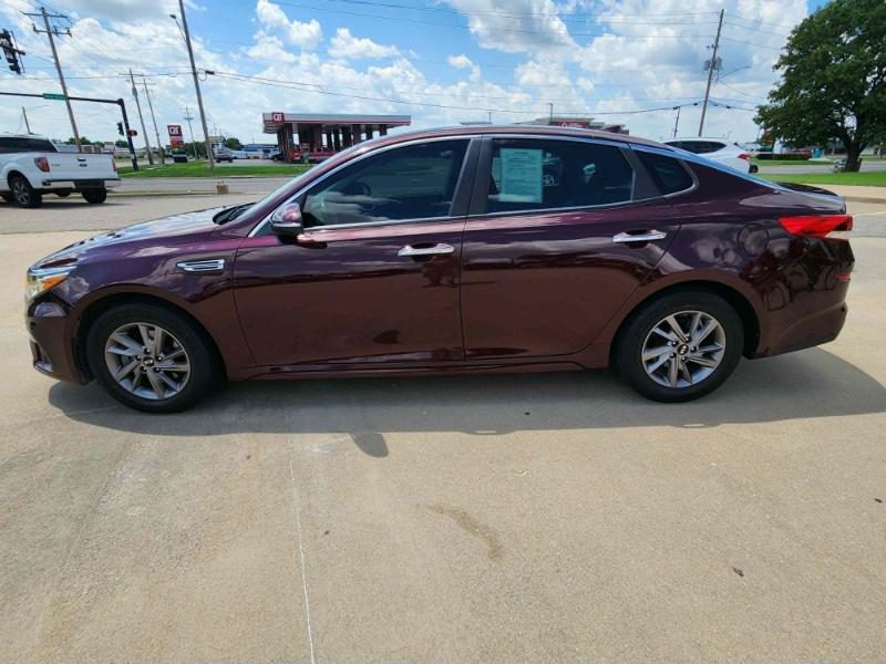 Kia Optima LX 2020