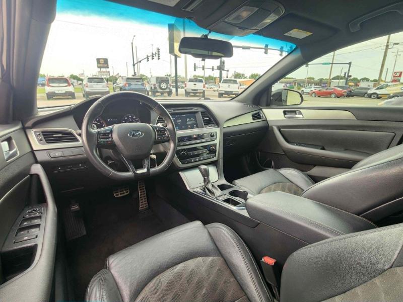 Hyundai Sonata Sport 2.0T 2017
