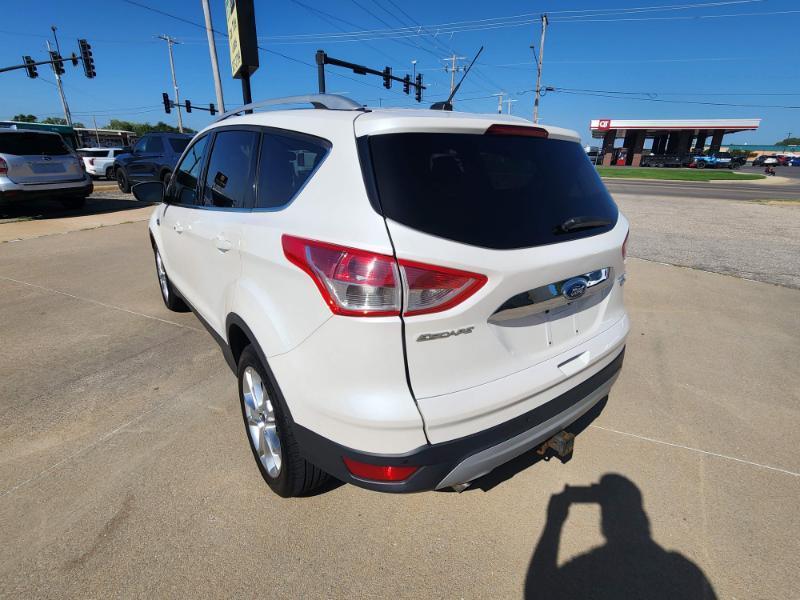 Ford Escape Titanium 4WD 2015