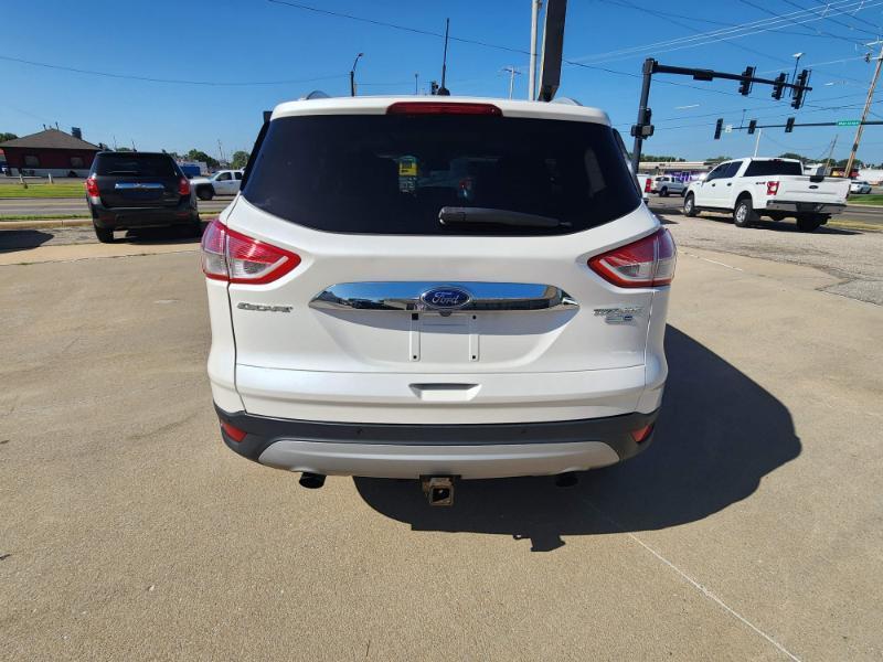 Ford Escape Titanium 4WD 2015