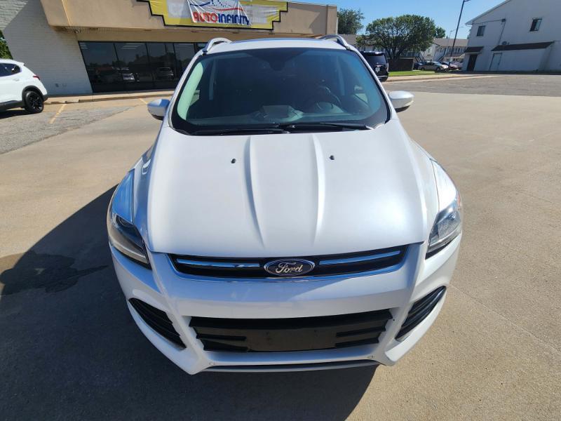 Ford Escape Titanium 4WD 2015