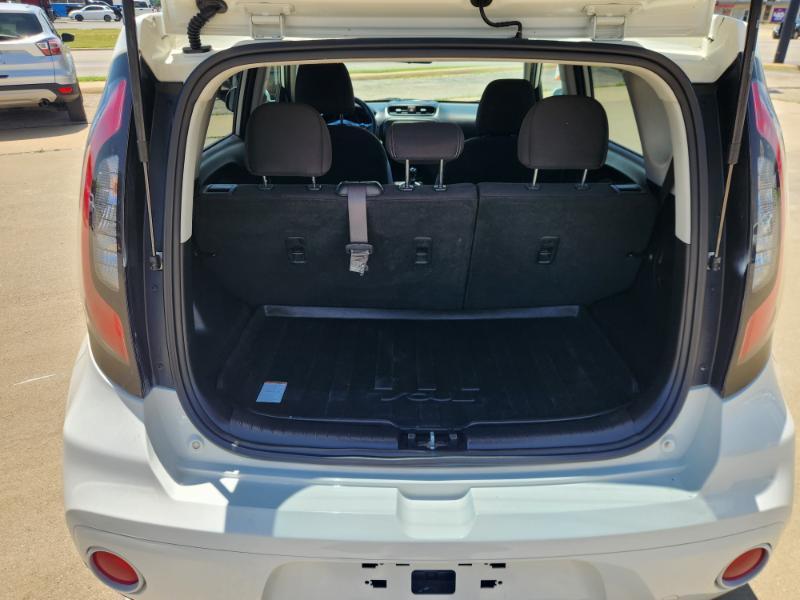 Kia Soul Base 6M 2017