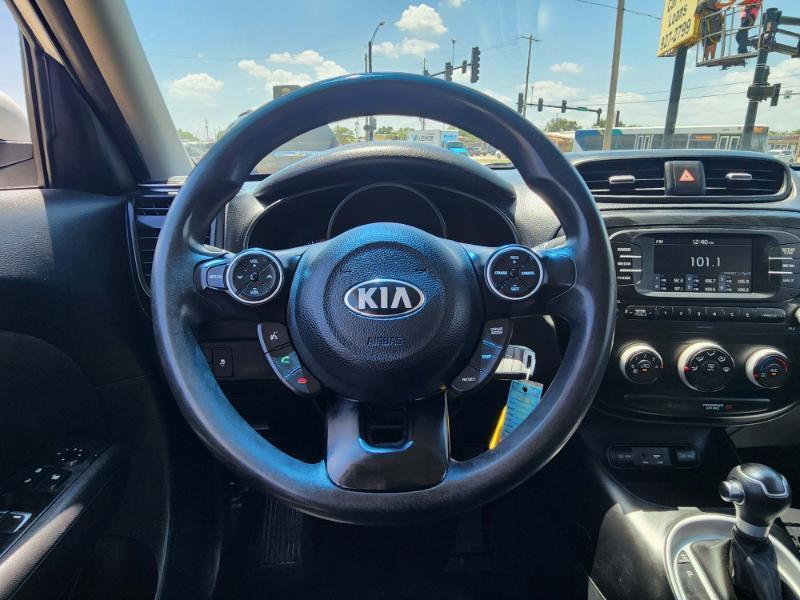 Kia Soul Base 6M 2017