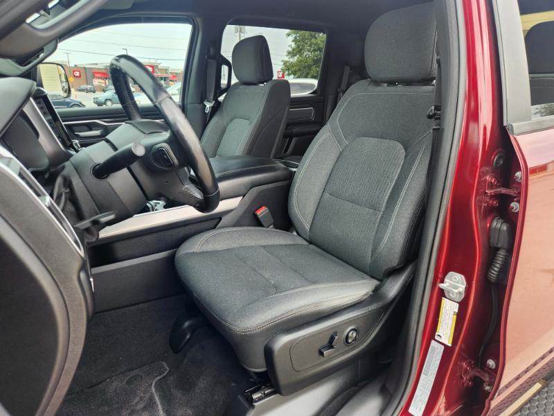 RAM 1500 Big Horn Crew Cab 4WD 2019