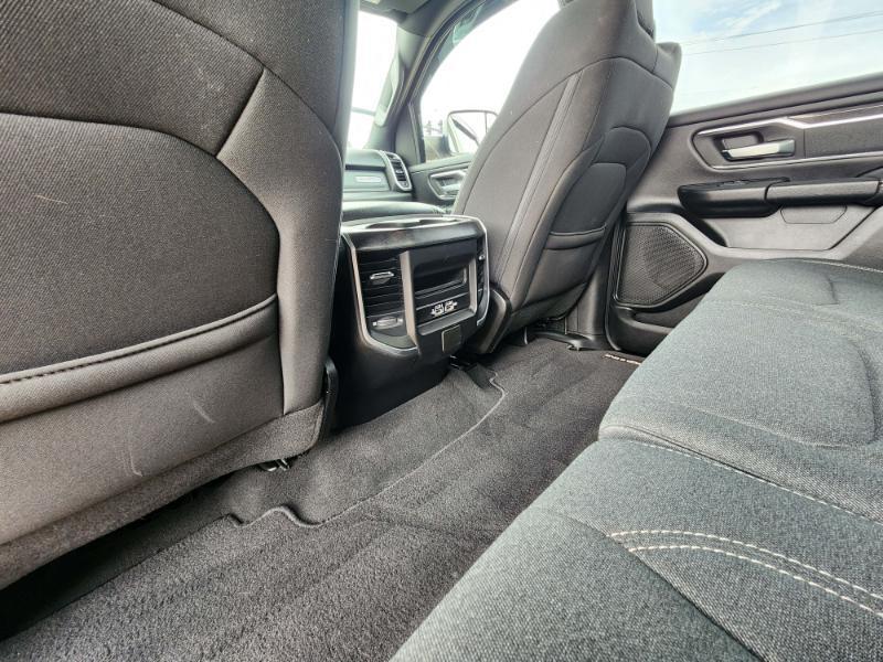 RAM 1500 Big Horn Crew Cab 4WD 2019